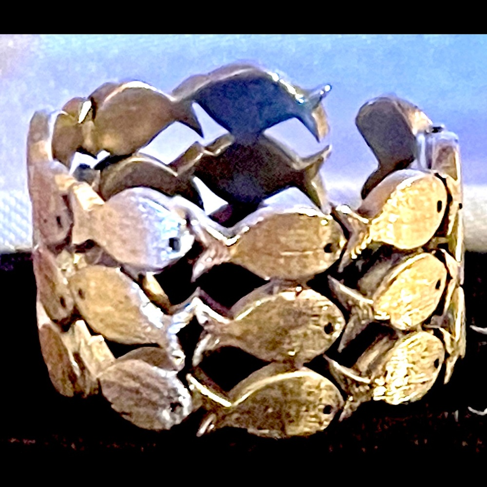 Beautiful sterling silver ring!